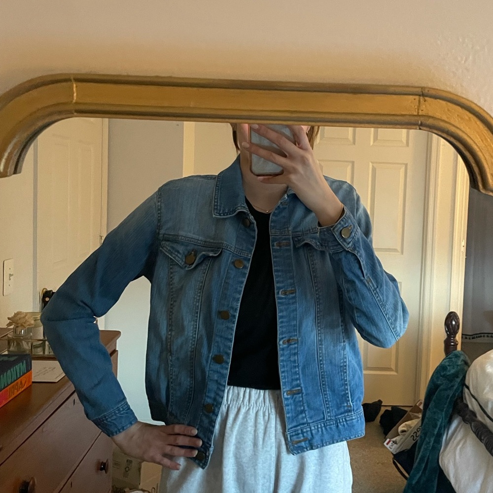 Jean jacket - Picture 2 of 11